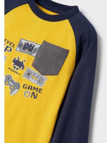 PIJAMA GLOWS IN THE DARK