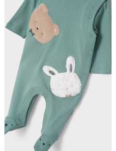 PELELE PUNTO Y BABERO