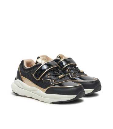 Deportiva suela gruesa niña