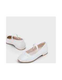 Mercedita flores pedrería niña