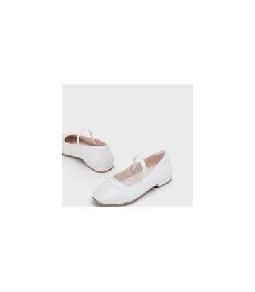 Mercedita flores pedrería niña