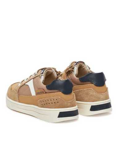 Deportiva vestir piel niño