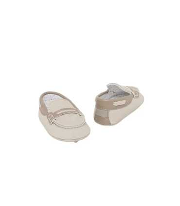 Mocasín recién nacido