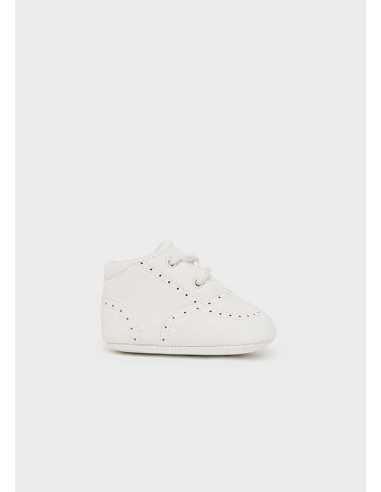 Zapato calado recién nacido