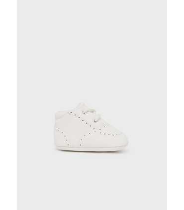 Zapato calado recién nacido