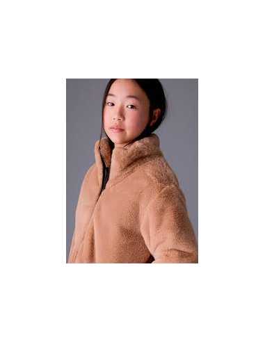 Abrigo pelo chica