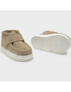 Botín pespuntes serraje bebé