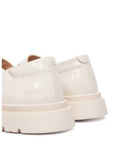 Mercedita dentada niña