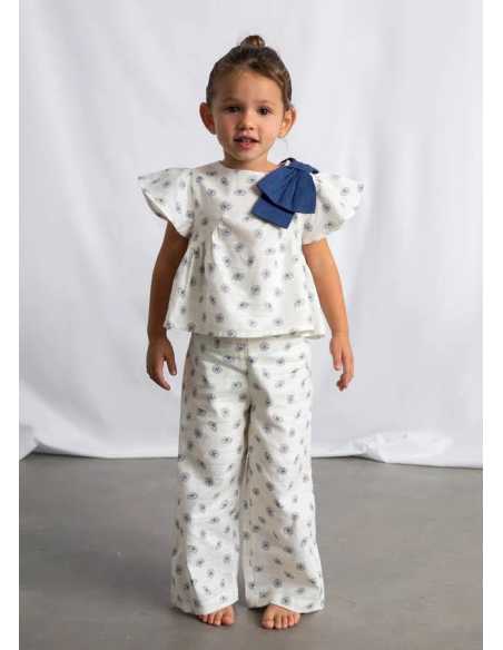Conjunto pantalón largo y top estampado niña