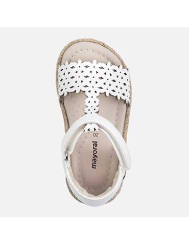 SANDALIA YUTE PERFORADA