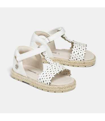 SANDALIA YUTE PERFORADA