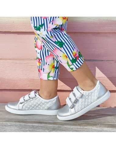 Zapatillas casual metalizadas niña