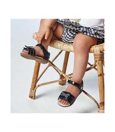 SANDALIA EFECTO CHAROL