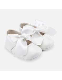 Merceditas ceremonia bebé recién nacida